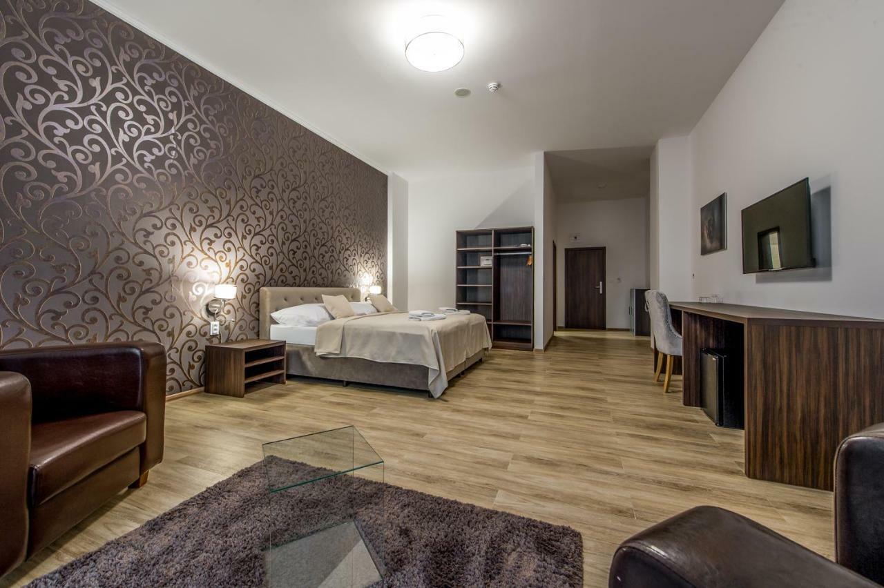 Hotel Black Horse Preszów Zewnętrze zdjęcie